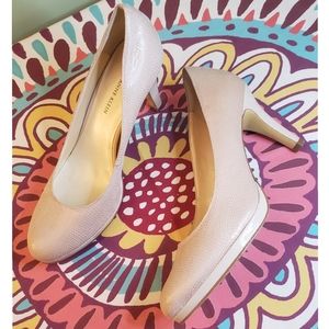 ANNE KLEIN Rounded Toe Heels🌹
